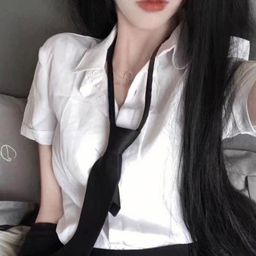 红袍与黑幕
